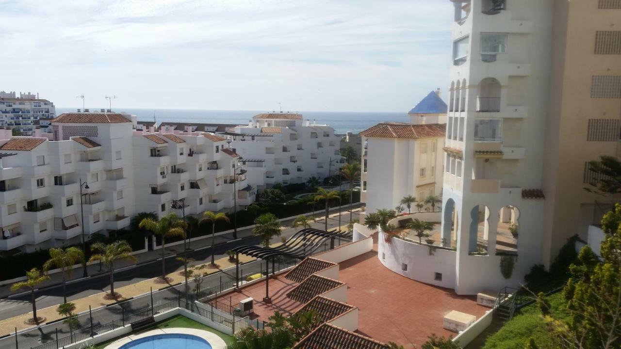 Puerto Deportivo Εστεπόνα Εξωτερικό φωτογραφία
