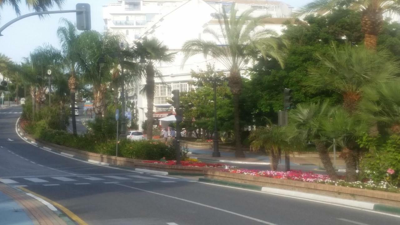 Puerto Deportivo Εστεπόνα Εξωτερικό φωτογραφία