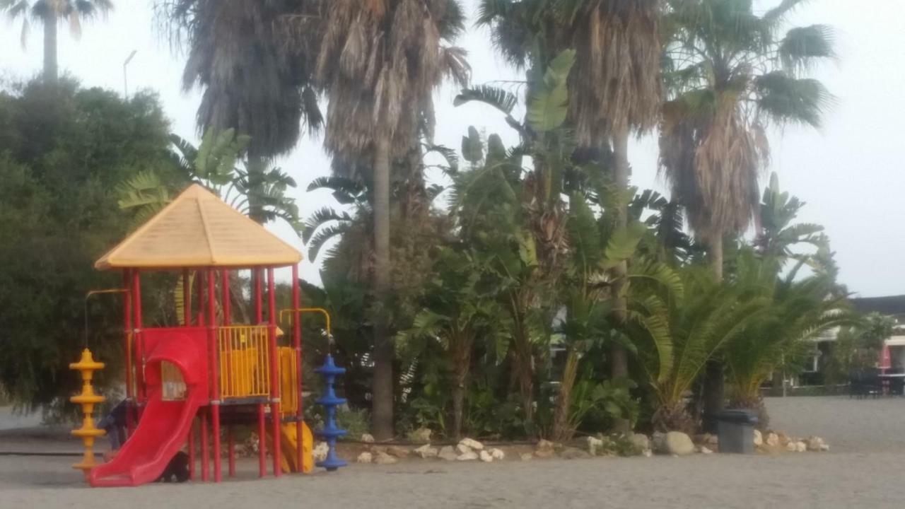 Puerto Deportivo Εστεπόνα Εξωτερικό φωτογραφία