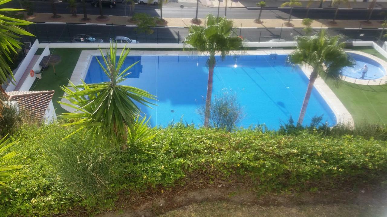 Puerto Deportivo Εστεπόνα Εξωτερικό φωτογραφία