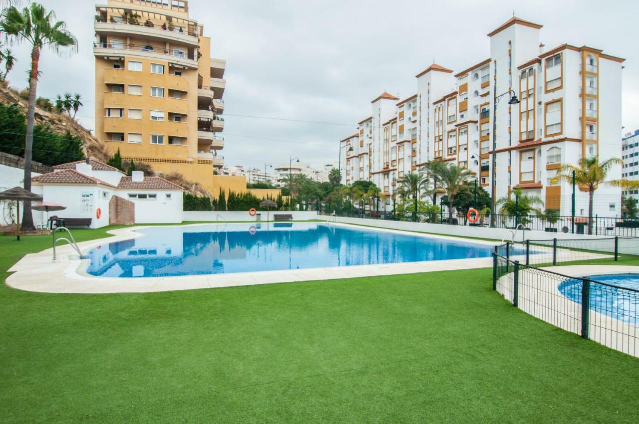 Puerto Deportivo Εστεπόνα Εξωτερικό φωτογραφία